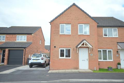 3 bedroom semi-detached house for sale, Banks Mews, Mirfield, West Yorkshire, WF14