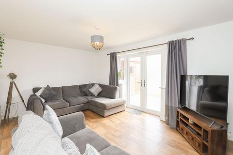 3 bedroom end of terrace house for sale, Stockwell Avenue, Sheffield S26