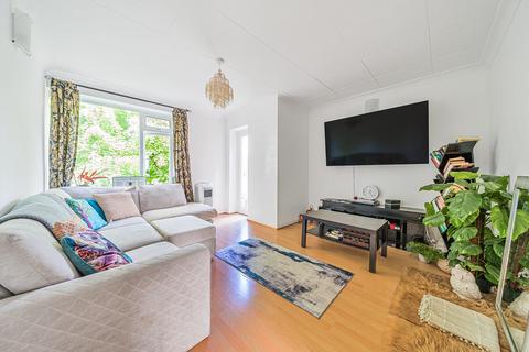 2 bedroom flat for sale, Mount Avenue, Ealing, W5