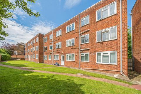 2 bedroom flat for sale, Mount Avenue, Ealing, W5