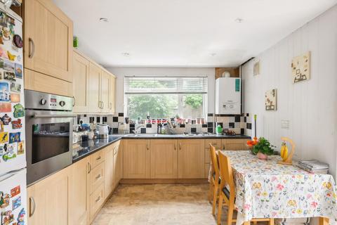 3 bedroom terraced house for sale, Raleigh Road, Richmond, TW9