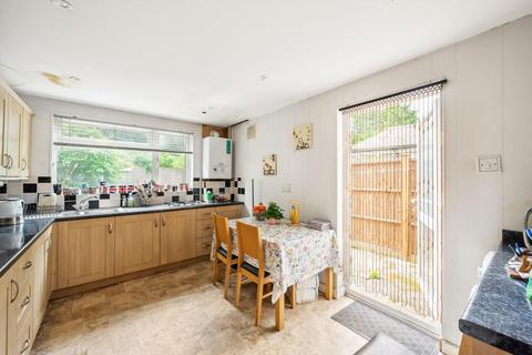 3 bedroom terraced house for sale, Raleigh Road, Richmond, TW9