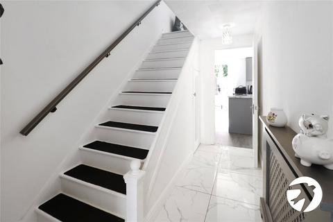 43 Regent Square, Belvedere, DA17 6EP