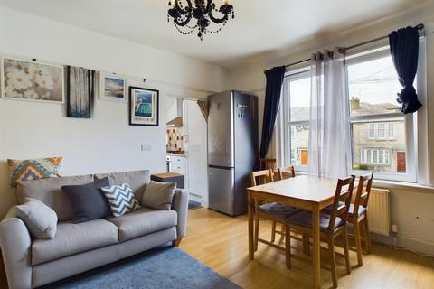 2 bedroom flat to rent, Logie Green Road, Canonmills, Edinburgh, EH7