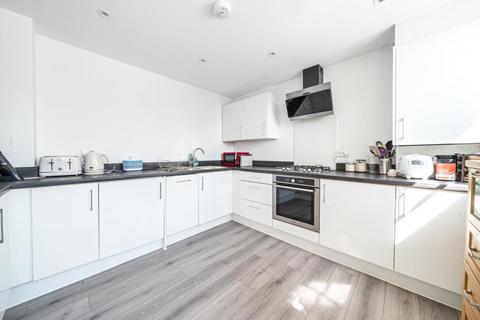 1 bedroom flat for sale, Slough,  Berkshire,  SL1