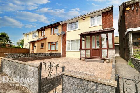 4 bedroom end of terrace house for sale, Birch Grove, Brynmawr