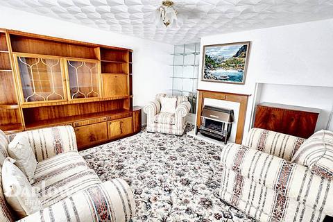 6 Birch Grove, Brynmawr, Ebbw Vale, NP23 4TD