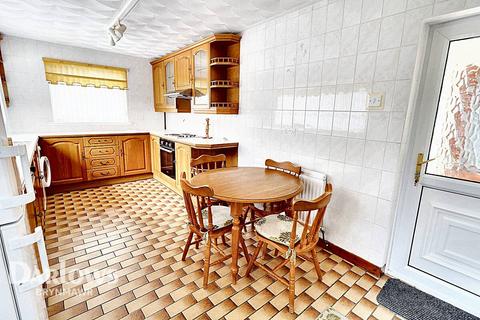 6 Birch Grove, Brynmawr, Ebbw Vale, NP23 4TD