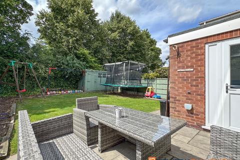 3 bedroom detached house for sale, Orchard Way, Balderton NG24