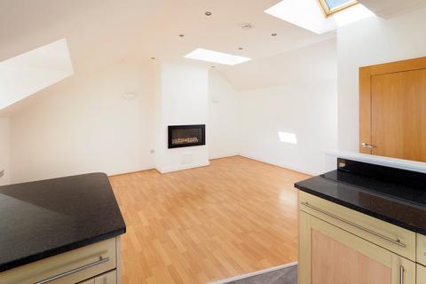 2 bedroom penthouse to rent, Sandgate Road, Folkestone, CT20