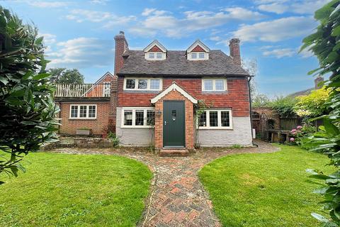 4 bedroom detached house to rent, The Street, Capel, Dorking, RH5