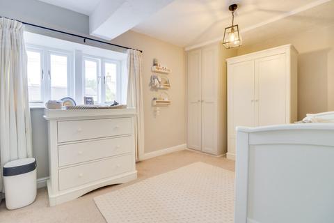 22 Carrbottom Road, Greengates, Bradford, BD10 0BB