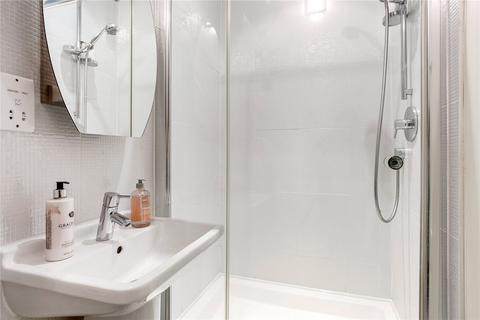 Flat 4, 20 Frithwood Avenue, Northwood, HA6 3LX