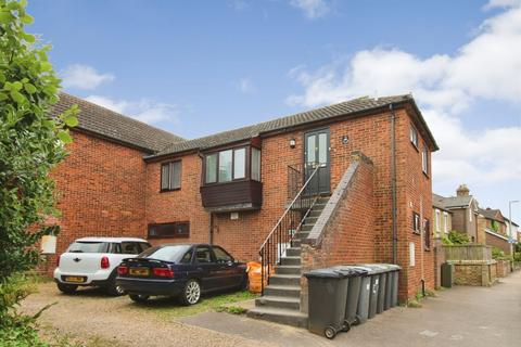 1 bedroom maisonette to rent, High Street, Langford, Biggleswade