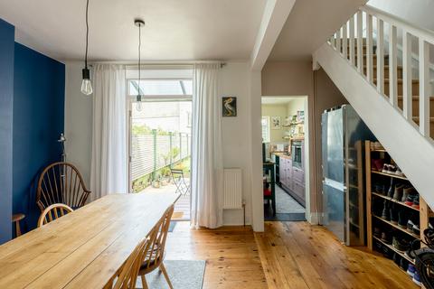 28 Balmain Street, Bristol, BS4 3BX