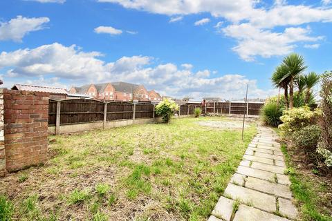 3 bedroom semi-detached house for sale, Gorsey Lane, Clock Face, WA9