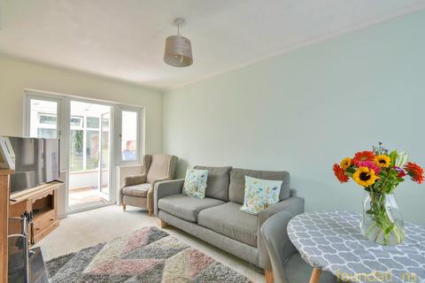 3 bedroom semi-detached house for sale, London Road, Bexhill-on-Sea, TN39
