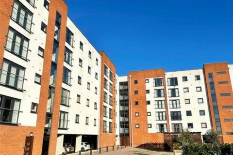 2 bedroom flat to rent, Ladywell Point, Pilgrims Way, Salford, M50 1AW