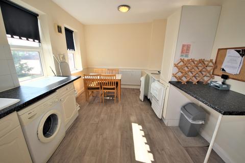 3 bedroom flat for sale, 293 Wimborne Road, ,