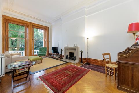 2 bedroom flat for sale, Cornwall Gardens, London, SW7