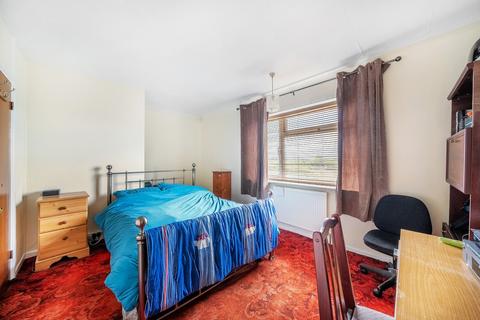 69 Peterborough Road, Carshalton, SM5 1EE