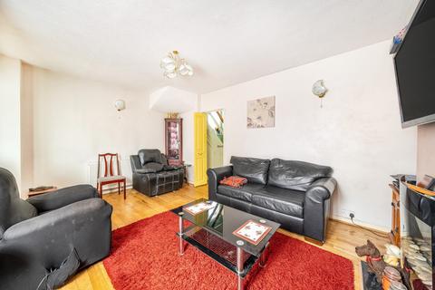 69 Peterborough Road, Carshalton, SM5 1EE