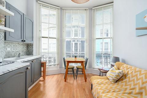 1 bedroom flat for sale, Charlotte Street, Brighton, East Sussex, BN2