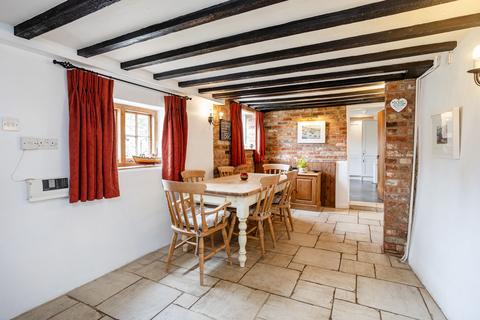 3 bedroom cottage for sale, West End, Bicester OX26