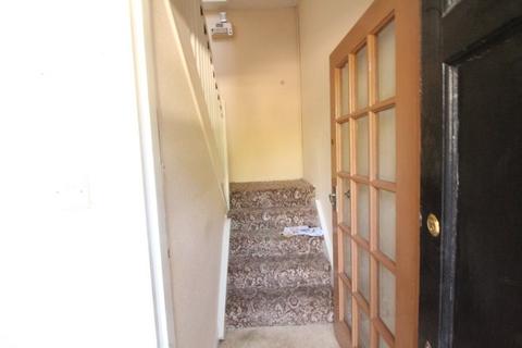 2 bedroom maisonette to rent, Auburn Gardens, Newcastle upon Tyne NE4