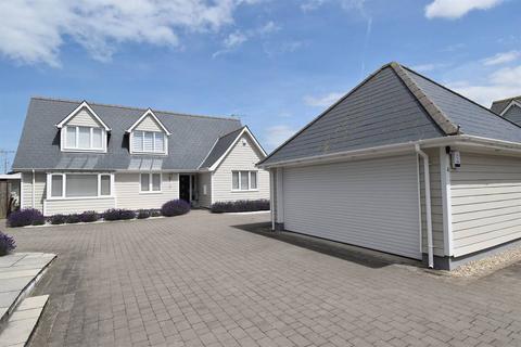3 bedroom detached house for sale, Oyster Place, Swalecliffe, Whitstable