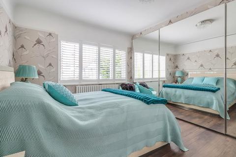 12 Fermoy Road, Southend-on-sea, SS1 3HA