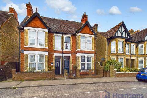 3 bedroom semi-detached house for sale, Park Road, Sittingbourne, Kent, ME10 1EQ