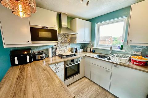 1 bedroom apartment for sale, Beauchamps Drive, Princess Court Beauchamps Drive, SS11