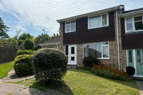 4 bedroom end of terrace house for sale, Whittington Close, Hythe, Southampton, Hampshire, SO45 5NQ