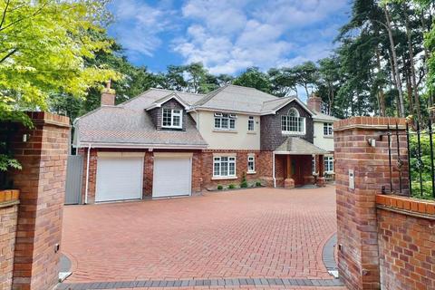 5 bedroom detached house for sale, Avon Avenue, Avon Castle, Ringwood, BH24 2BH