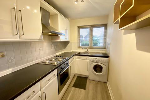 2 bedroom apartment to rent, Pennyfields, Brentwood CM14