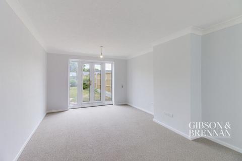 38 Clay Hill Road, Basildon, SS16 5DX
