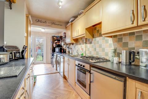 3 bedroom terraced house for sale, Nicholson Road, Thundersley