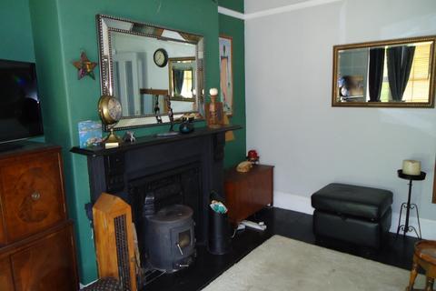 3 bedroom terraced house for sale, Cemetery Road, Leeds LS11