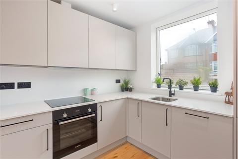 3 bedroom terraced house for sale, Elmwood Crescent, London, NW9