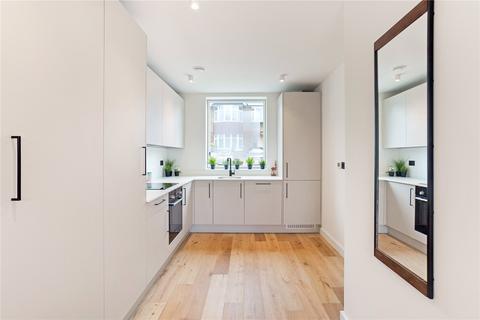 5a Elmwood Crescent, London, NW9 0NL