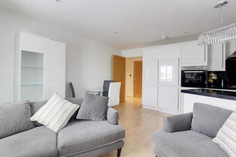 2 bedroom apartment for sale, Leigh Brook Mews, Leigh On Sea SS9