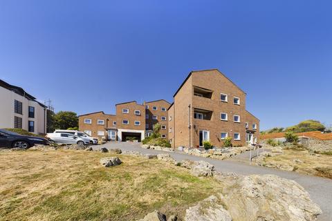 1 bedroom apartment to rent, Spencer Court , Folkestone