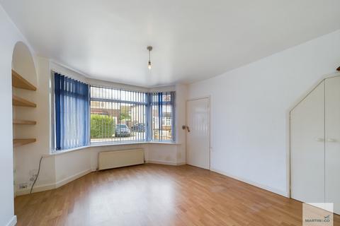 2 bedroom terraced house for sale, Robinet Road, Beeston