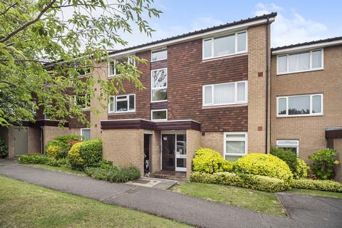12 Green Acres, Croydon, CR0 5UW
