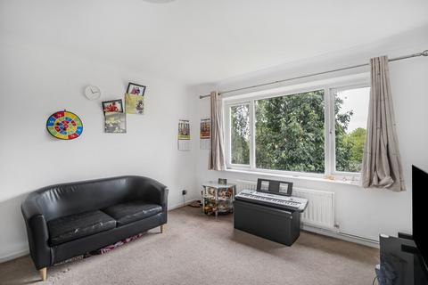 12 Green Acres, Croydon, CR0 5UW