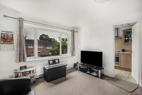 12 Green Acres, Croydon, CR0 5UW