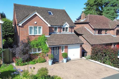 5 bedroom detached house for sale, Longmead, Fleet GU52