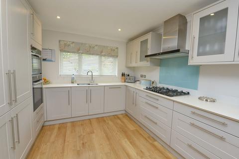 5 bedroom detached house for sale, Longmead, Fleet GU52