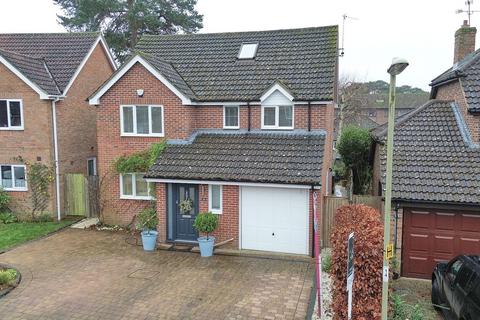 5 bedroom detached house for sale, Longmead, Fleet GU52